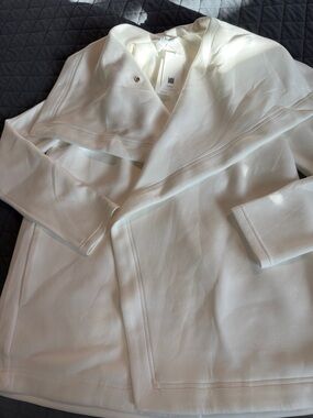 SPANX Ivory Lightweight Top with Tag